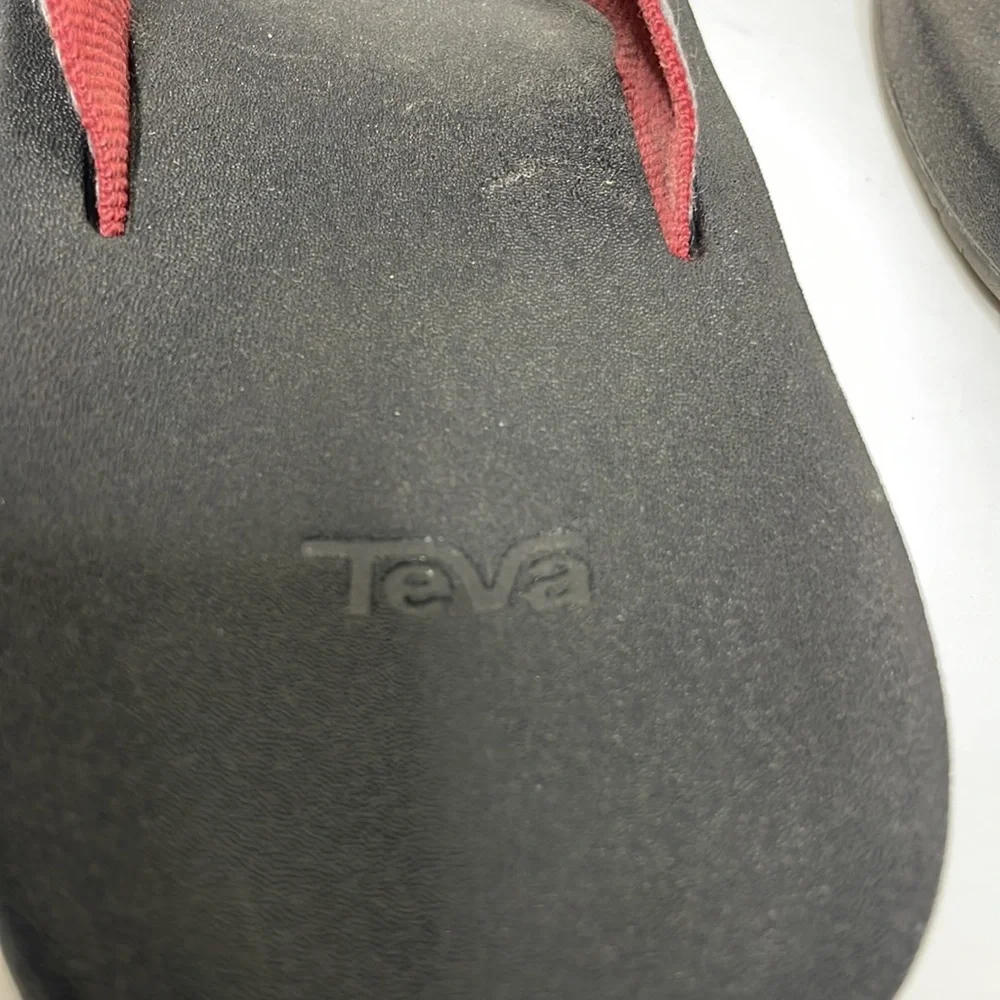 Teva Mens‎ Slippers sz 11 Black/Red
